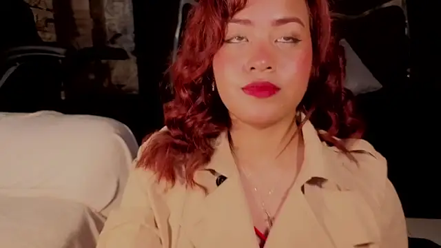 Estrella05  online show from 09-29-25, 05:12