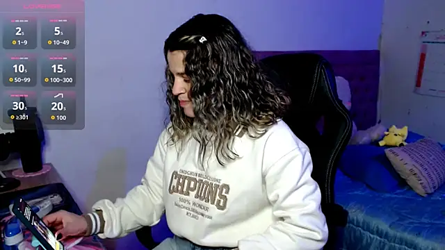 Snapshot of Sabrina_Hall_ chatting on 10-06-25, 02:09 Sabrina Hall online show from 10-06-25, 02:09