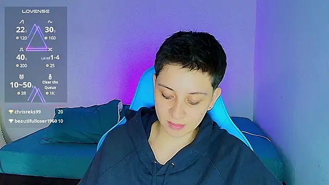 Snapshot of aron_wi chatting on 02-20-25, 02:46 aron wi online show from 02-20-25, 02:46