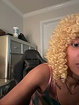 butterflybootyy online show from 12-20-25, 12:56