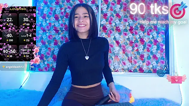 Snapshot of -Gwen- chatting on 02-19-25, 04:44 -Gwen- online show from 02-19-25, 04:44