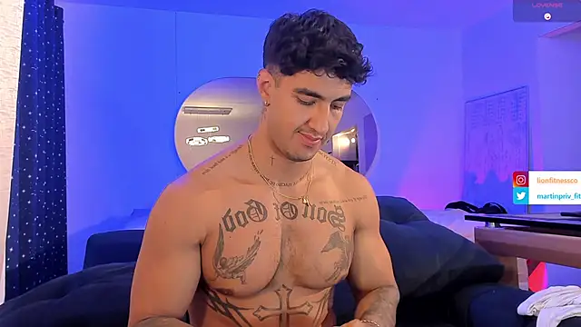 JACOB MARTINS online show from 02-17-25, 04:09