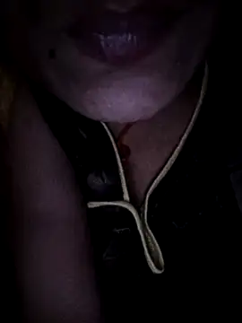 Snapshot of Riyu_05 chatting on 12-16-24, 06:49 Riyu 05 online show from 12-16-24, 06:49