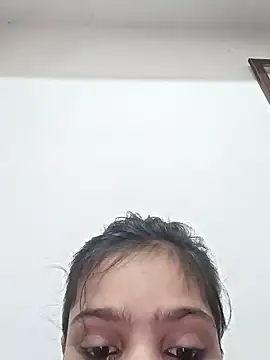 Snapshot of Riyu_05 chatting on 12-20-24, 07:12 Riyu 05 online show from 12-20-24, 07:12