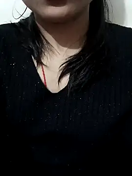 Snapshot of Riyu_05 chatting on 12-26-24, 06:52 Riyu 05 online show from 12-26-24, 06:52