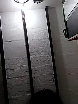 Snapshot of Riyu_05 chatting on 01-03-25, 10:52 Riyu 05 online show from 01-03-25, 10:52