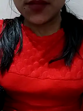 Snapshot of Riyu_05 chatting on 01-07-25, 10:43 Riyu 05 online show from 01-07-25, 10:43