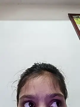 Snapshot of Riyu_05 chatting on 01-29-25, 06:12 Riyu 05 online show from 01-29-25, 06:12