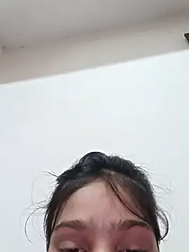 Snapshot of Riyu_05 chatting on 01-30-25, 06:56 Riyu 05 online show from 01-30-25, 06:56