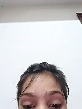 Snapshot of Riyu_05 chatting on 02-17-25, 06:42 Riyu 05 online show from 02-17-25, 06:42