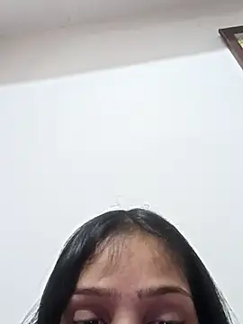 Snapshot of Riyu_05 chatting on 03-11-25, 06:21 Riyu 05 online show from 03-11-25, 06:21