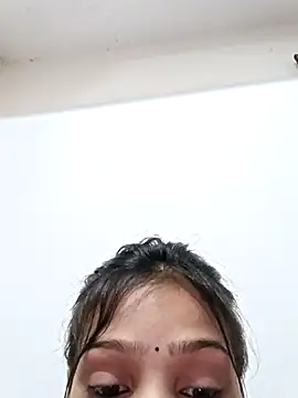 Snapshot of Riyu_05 chatting on 03-13-25, 06:26 Riyu 05 online show from 03-13-25, 06:26