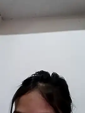 Snapshot of Riyu_05 chatting on 03-20-25, 07:25 Riyu 05 online show from 03-20-25, 07:25