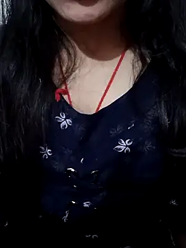 Snapshot of Riyu_05 chatting on 10-29-25, 06:15 Riyu 05 online show from 10-29-25, 06:15