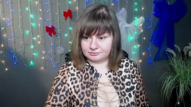 ZannaDreil online show from 12-19-25, 06:59