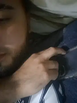 SINUECASTILLO online show from 10-29-25, 02:58