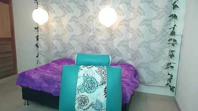 Mya paris online show from 01-28-25, 05:22