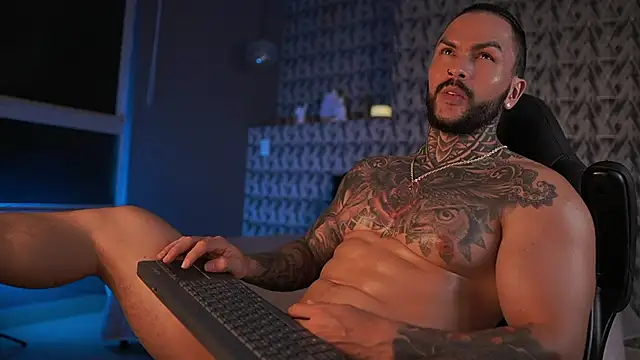 Snapshot of mariano_costa chatting on 02-19-25, 05:49 mariano costa online show from 02-19-25, 05:49