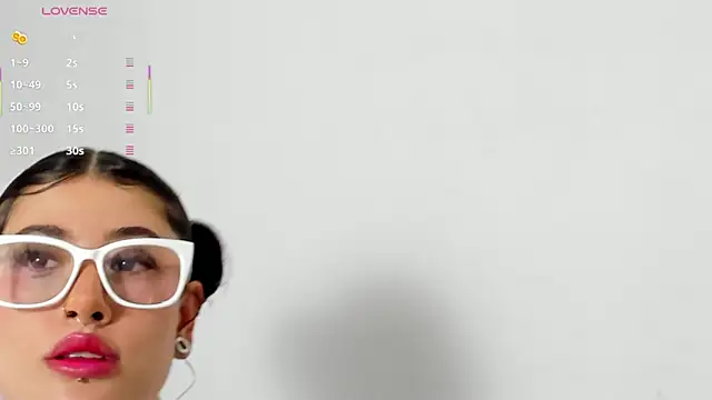 melody suarez online show from 03-08-25, 08:03