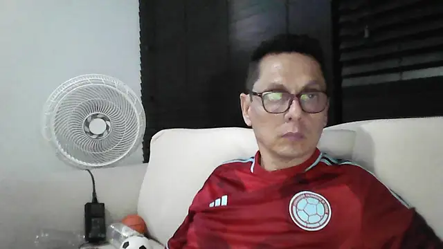 MarcusKelvin online show from 10-09-25, 01:14