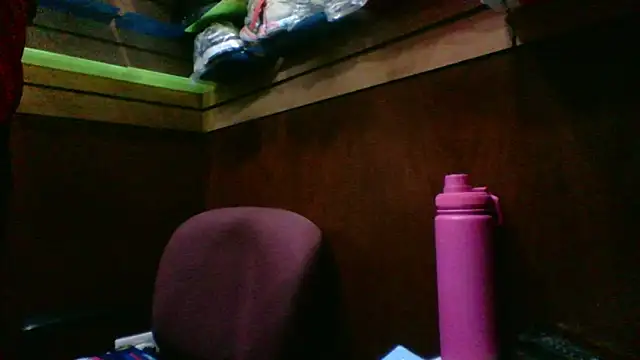 MarcusKelvin online show from 10-29-25, 01:46