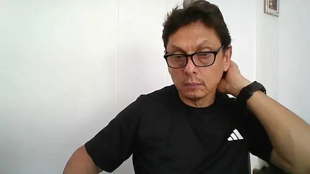 Snapshot of MarcusKelvin chatting on 04-24-26, 05:04 MarcusKelvin online show from 04-24-26, 05:04