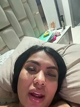 Snapshot of valeria2019hot chatting on 02-26-25, 03:41 valeria2019hot online show from 02-26-25, 03:41