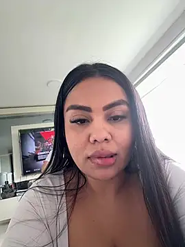 Snapshot of valeria2019hot chatting on 03-13-25, 03:28 valeria2019hot online show from 03-13-25, 03:28