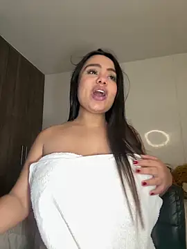 Snapshot of valeria2019hot chatting on 03-15-25, 02:46 valeria2019hot online show from 03-15-25, 02:46