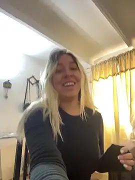 Dahlia  espresso online show from 09-08-25, 07:35