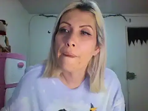 alixia81 online show from 12-22-24, 10:36