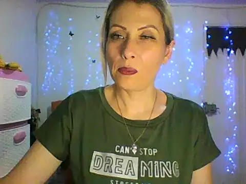 alixia81 online show from 02-25-25, 11:22