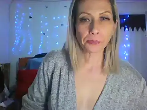 alixia81 online show from 03-22-25, 01:32