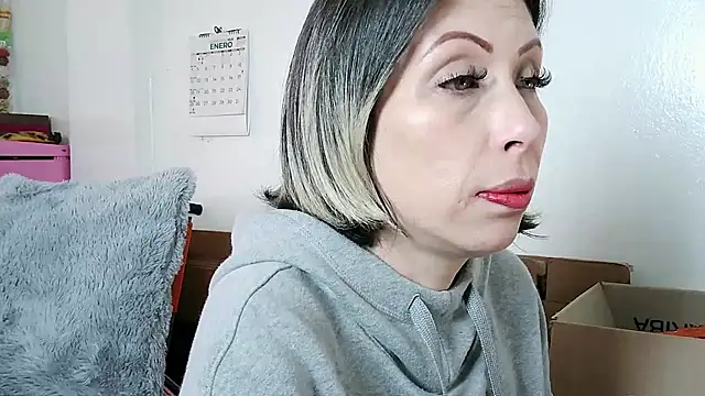 alixia81 online show from 01-18-26, 02:32