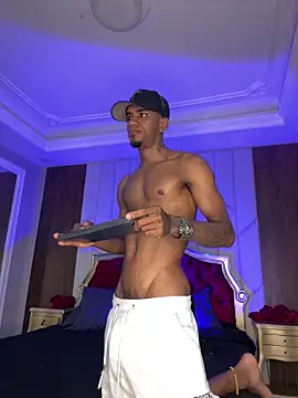 AaronCruz  online show from 12-18-25, 01:33