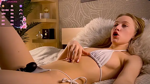 PollyAgata online show from 01-18-25, 07:15