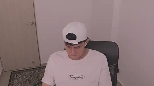 Tony Hoffa online show from 09-21-25, 07:04