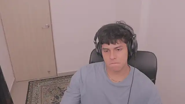 Tony Hoffa online show from 11-12-25, 04:07