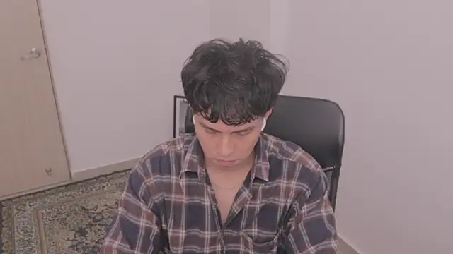 Tony Hoffa online show from 12-20-25, 06:04