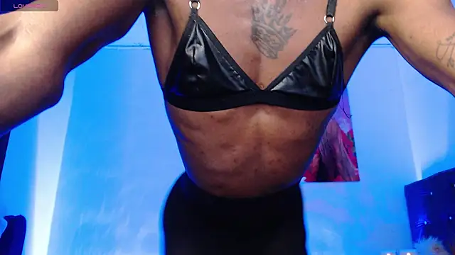 Snapshot of Kendall_Gil chatting on 03-15-25, 02:03 Kendall Gil online show from 03-15-25, 02:03