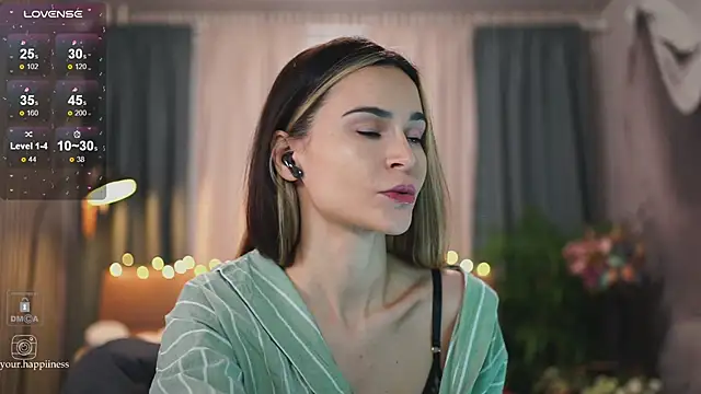 Feral Berrry  online show from 12-26-24, 07:03