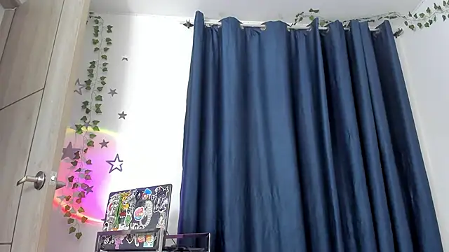 AlyRoses online show from 01-12-25, 01:11