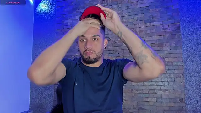 Snapshot of Jacoob19_ chatting on 12-24-24, 06:28 Jacoob19 online show from 12-24-24, 06:28