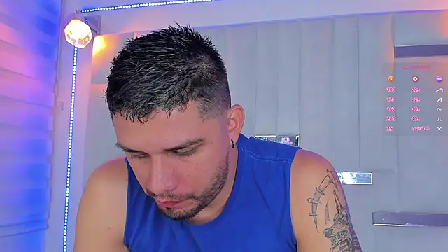 Snapshot of Jacoob19_ chatting on 01-29-25, 04:08 Jacoob19 online show from 01-29-25, 04:08