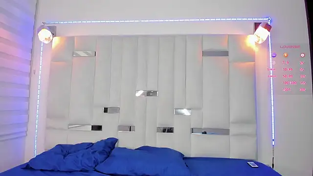 Snapshot of Jacoob19_ chatting on 02-13-25, 12:32 Jacoob19 online show from 02-13-25, 12:32