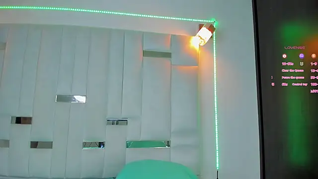 Snapshot of Jacoob19_ chatting on 02-25-25, 12:45 Jacoob19 online show from 02-25-25, 12:45