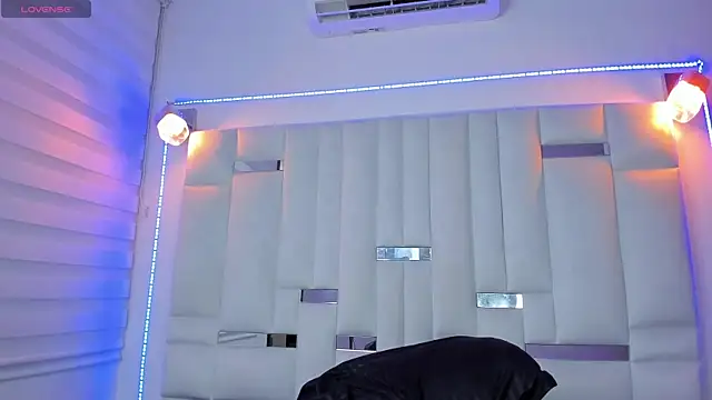 Snapshot of Jacoob19_ chatting on 03-06-25, 12:30 Jacoob19 online show from 03-06-25, 12:30