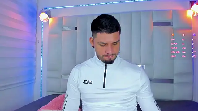 Snapshot of Jacoob19_ chatting on 03-11-25, 12:17 Jacoob19 online show from 03-11-25, 12:17