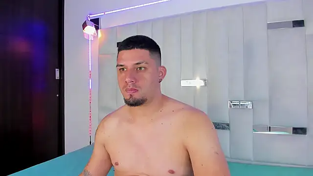 Snapshot of Jacoob19_ chatting on 10-11-25, 08:51 Jacoob19 online show from 10-11-25, 08:51