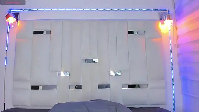 Snapshot of Jacoob19_ chatting on 10-13-25, 11:54 Jacoob19 online show from 10-13-25, 11:54